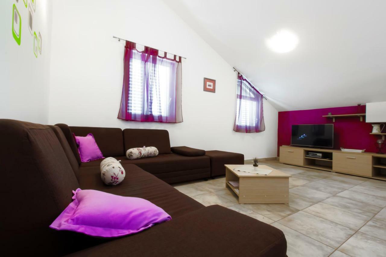 Apartmani Gnjidic Srima Exterior foto
